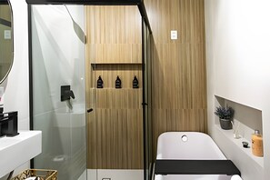 Studio | Bathroom - Lindo loft com banheira no Leblon (Rio de Janeiro)