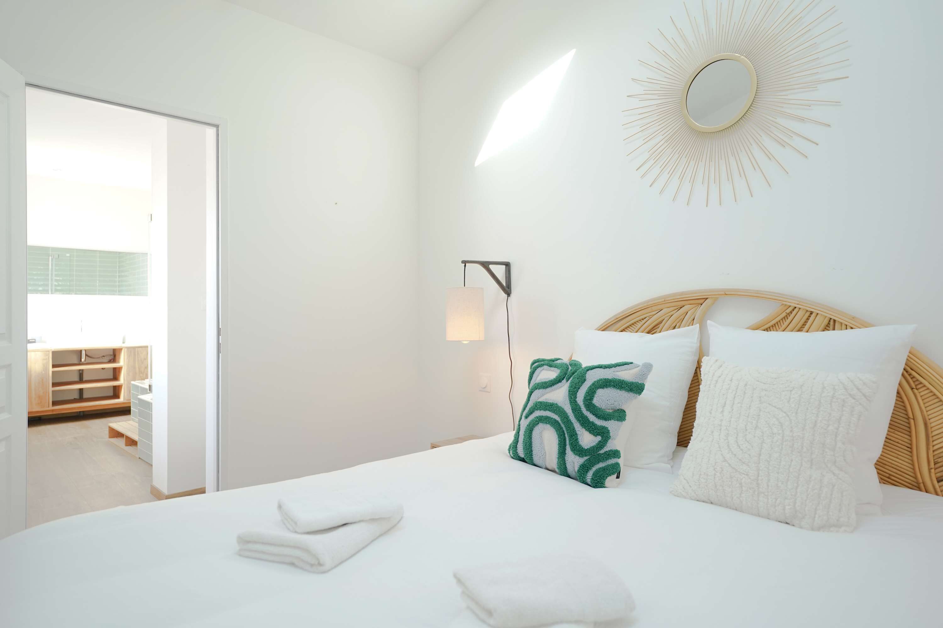 3 室のベッドルーム、アイロン / アイロン台、旅行用ベビーベッド、WiFi