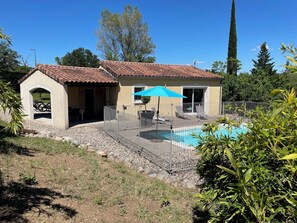 Pool - Villa MIMOSA (Sampzon)