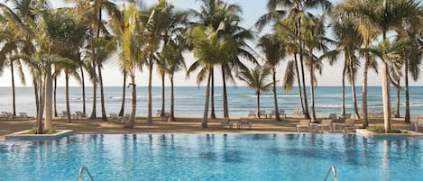 5 outdoor pools