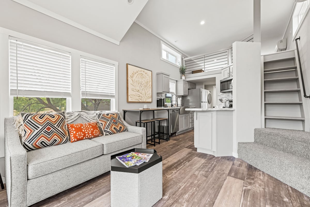 Family Cabin | Living area