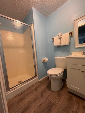 Free toiletries, towels, soap, shampoo - CMI Hotel 1935 Myrtle Beach SC (Myrtle Beach)