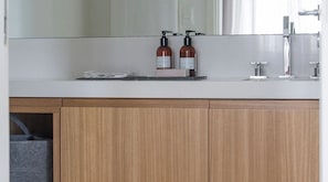 Bathroom - Faria Lima by Conviva (São Paulo)