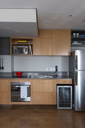 Apartment | Private kitchen - Faria Lima by Conviva (São Paulo)