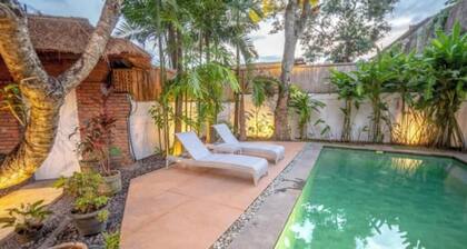 Beautiful 3BR Art Deco Villa w/ Pool & Garden