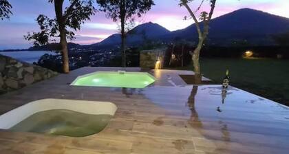 Beautiful 4BR Beratan Lake Villa with Private Jacuzzi & Sauna