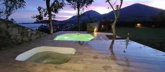 Beautiful 4BR Beratan Lake Villa with Private Jacuzzi & Sauna