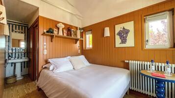Chambre Classique, vue océan (Renaud) | Literie de qualité supérieure, Wi-Fi gratuit, draps fournis