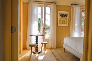 Superior kamer, uitzicht op zee (Lino) | Luxe beddengoed, gratis wifi, beddengoed