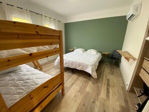 2 Schlafzimmer, Bügeleisen/Bügelbrett, WLAN, Bettwäsche
