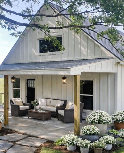 Pretty Cabin right next to Dale Hollow State Park Entrance! Fishing, Golf, Hike!