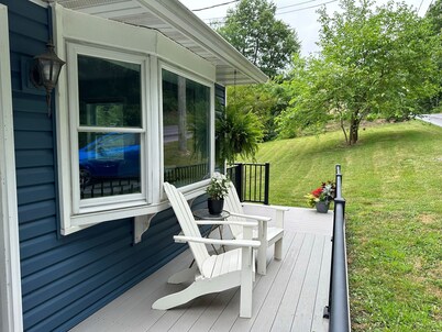 Heart of Amish Country - Paradise Cottage