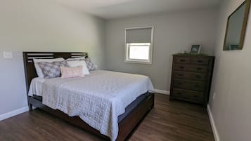 3 bedrooms, free WiFi, bed sheets
