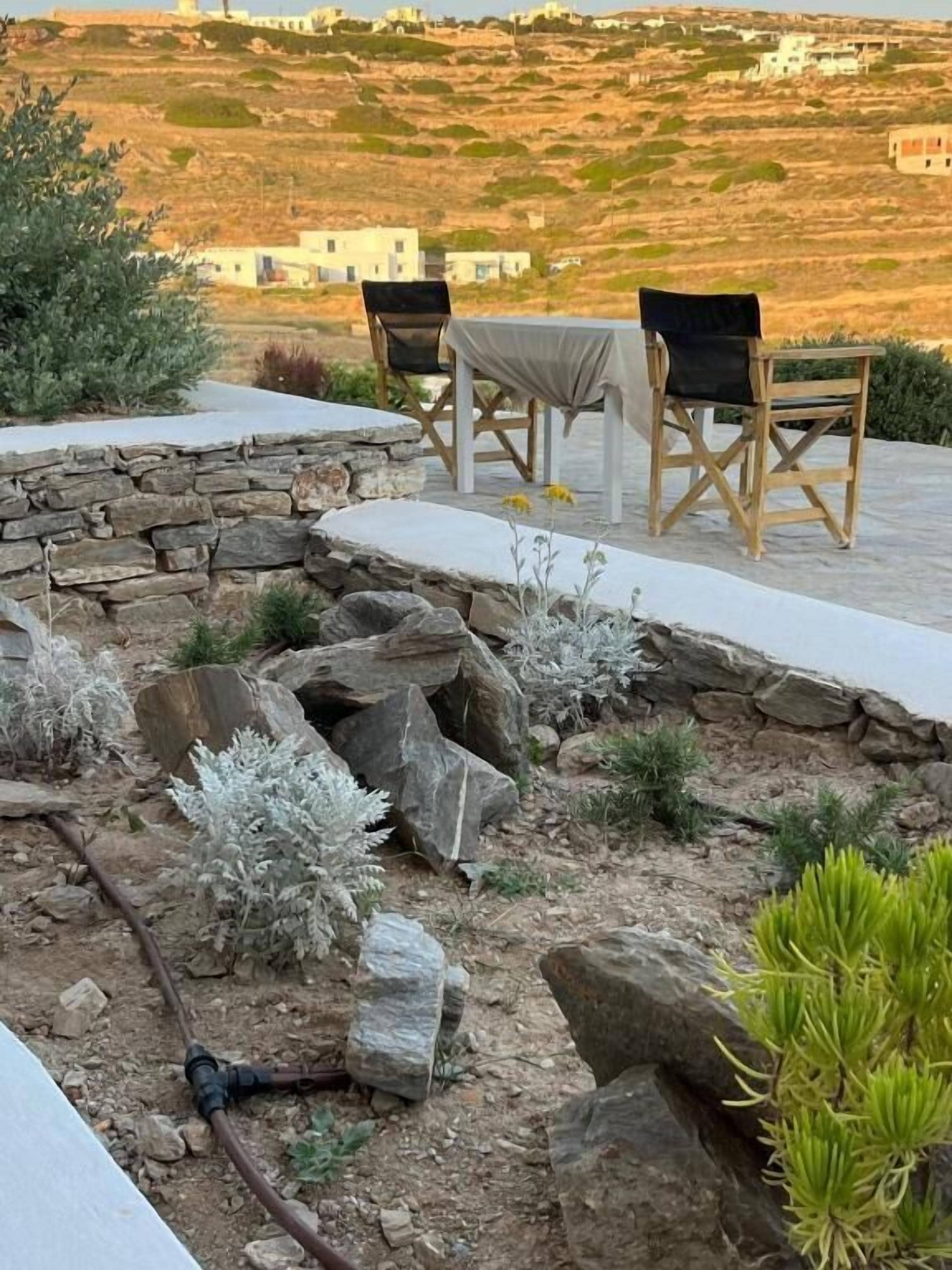 Cave Anemos | 露台