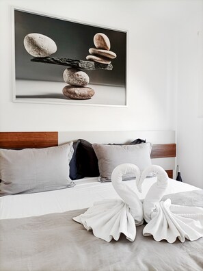 3 chambres, fer et planche Ă repasser, Wi-Fi gratuit, draps fournis
