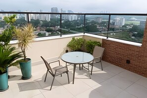 Leilighet | Utendørsservering