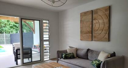 villa de charme avec piscine 1 minute d une superbe plage