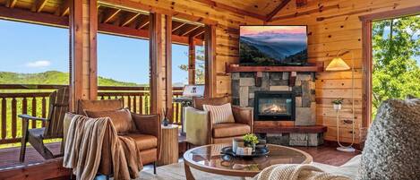 Smart TV, chimenea, videojuegos, futbolito