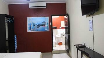 Basic Room | 1 bedroom, down comforters, free WiFi