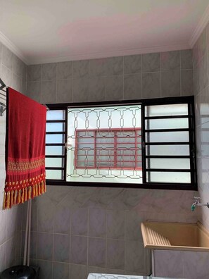 Soap, toilet paper - Hbpu Unidade 4 (Centro Ribeirão Preto)