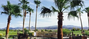 Million Dollar Views at the Penthouse Suite and the Best of Resort Living!