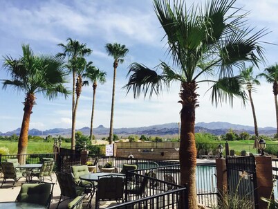 Million Dollar Views at the Penthouse Suite and the Best of Resort Living!