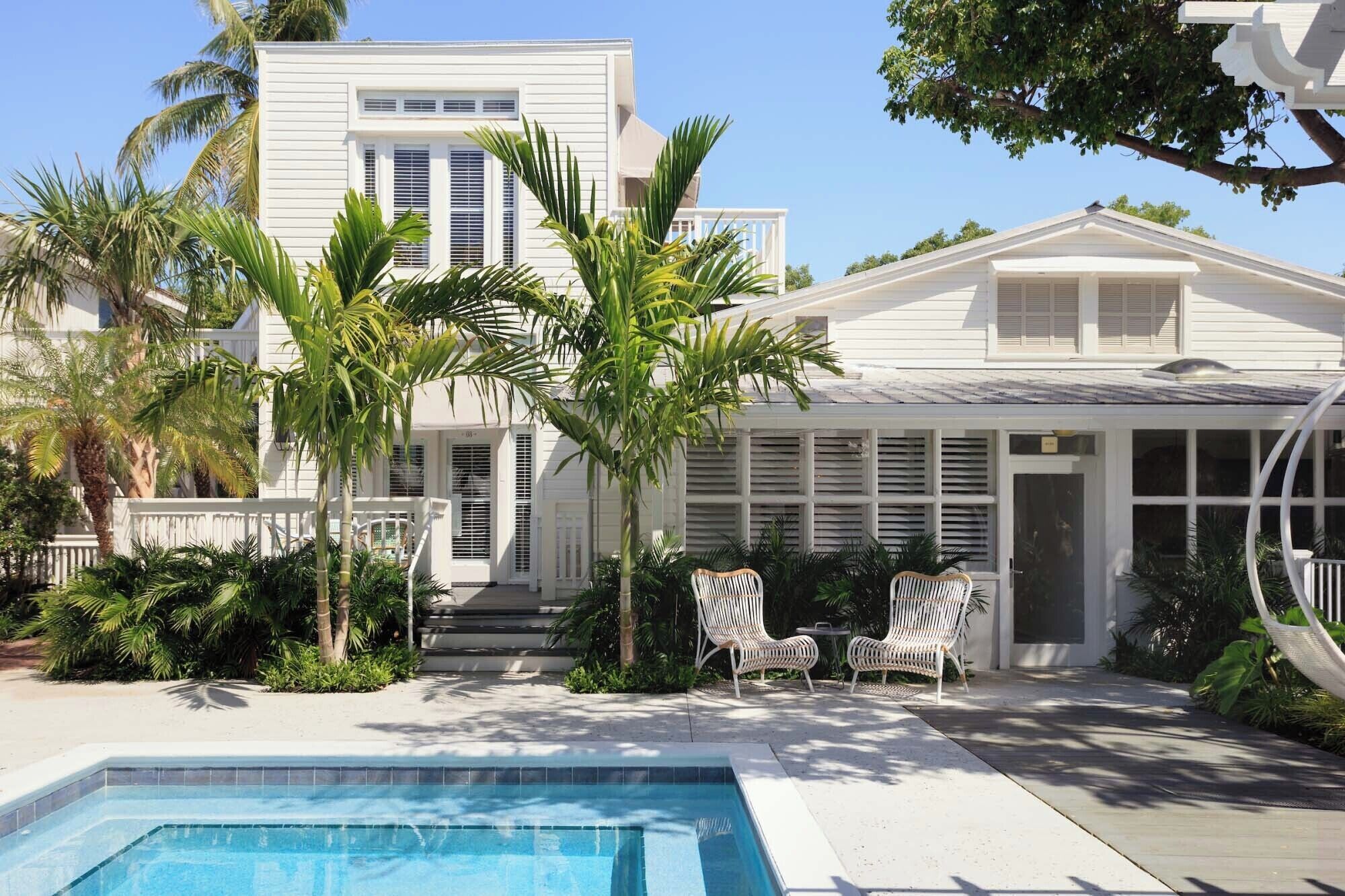 Escape to Key West: Stylish Boutique Hotel by Duval Street | Pool & Breakfast
