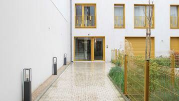 Enceinte de lâhĂ©bergement