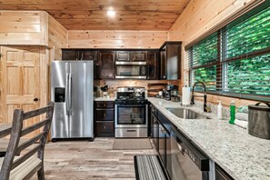 Micro-ondas, fogão, cooktop, lava-louças