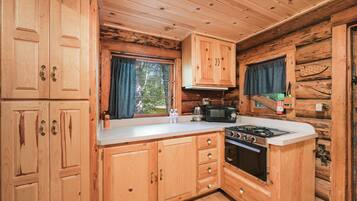 Fridge, microwave, oven