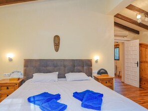 3 室のベッドルーム、WiFi、ベッドシーツ