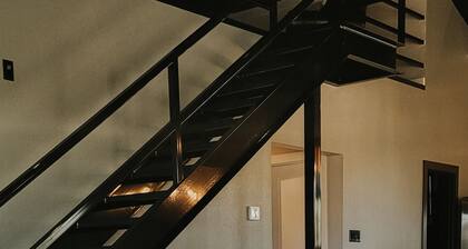 Let the Good TimE5 Roll - Near Rocker B Ranch!