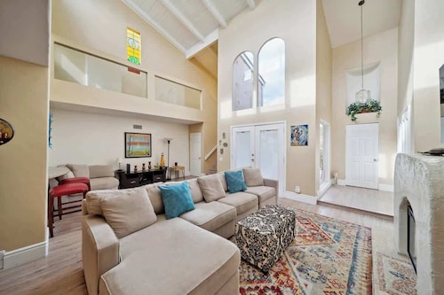 Pet-Friendly Gem Near Beach with Private Patio