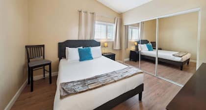 Corona Del Mar Family Beach Retreat