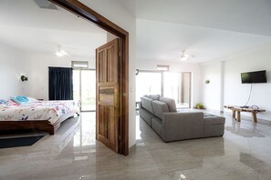 1 chambre, bureau, fer et planche à repasser, Wi-Fi gratuit