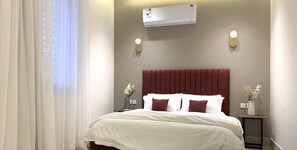 2 Schlafzimmer, Verdunkelungsvorhänge, Bügeleisen/Bügelbrett