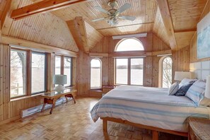 3 bedrooms, iron/ironing board, WiFi, bed sheets - Lac Memphremagog Waterfront - Spa - Le Mimosa (Mansonville)