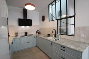 Fridge, microwave, oven, dishwasher - Seaviews and private terrace - this newly built townhouse in Conil offers comfort in  beautiful location (Conil de la Frontera)