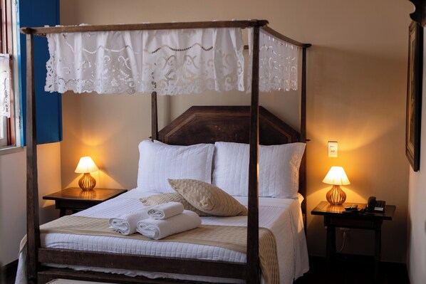 Habitació doble superior | Decoració individual, mobiliari individual i wifi gratuïta 