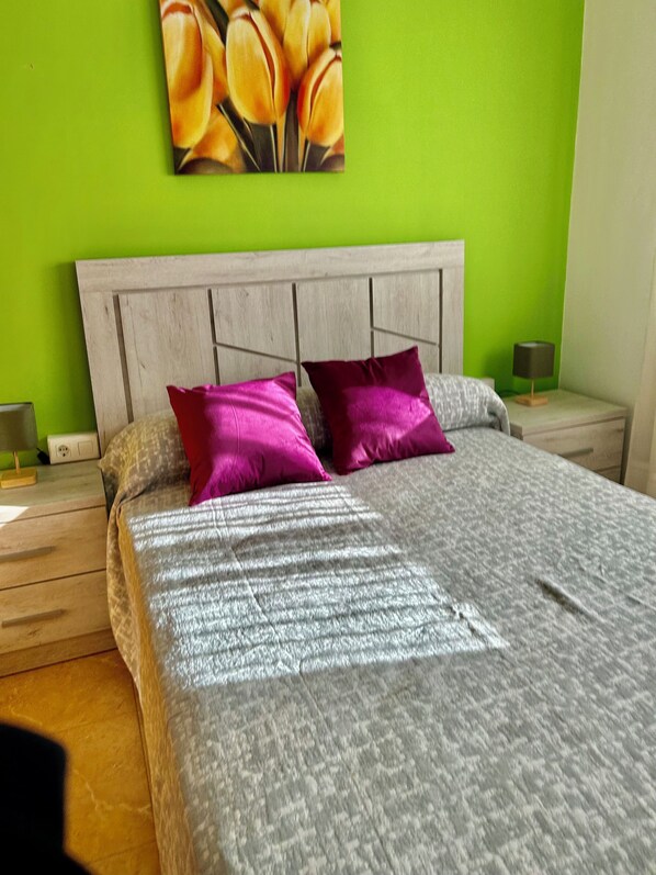 3 Schlafzimmer, Bügeleisen/Bügelbrett, kostenloses WLAN, Bettwäsche