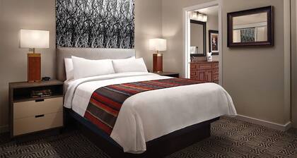 Vail, 1BR/2BA Villa, sleeps 6, Marriott's Streamside, kitchen, fireplace, pool