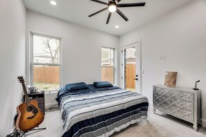 3 Schlafzimmer, Bügeleisen/Bügelbrett, WLAN, Bettwäsche