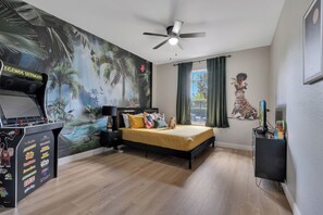 3 quartos, ferros/tábuas de passar roupa, Wi-Fi, roupa de cama