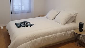 1 chambre, fer et planche Ă  repasser, Wi-Fi, draps fournis