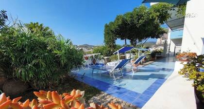 House Acqua Marina Ponza 2