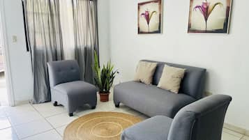 1 dormitorio, ropa de cama de alta calidad, edredones de plumas