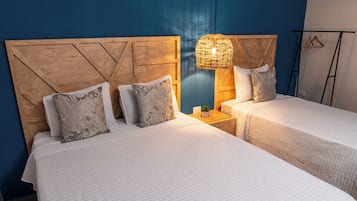 1 dormitorio, ropa de cama de alta calidad, edredones de plumas
