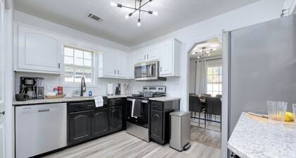 Cozy Family-Sized Home Minutes to Ft Moore and Downtown Columbus