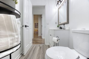 Hårtørrer, håndklæder, Sæbe, Shampoo