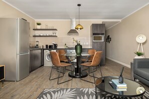 Interior - Comfort and Relaxation In The Heart Of Century City (Cape Town)